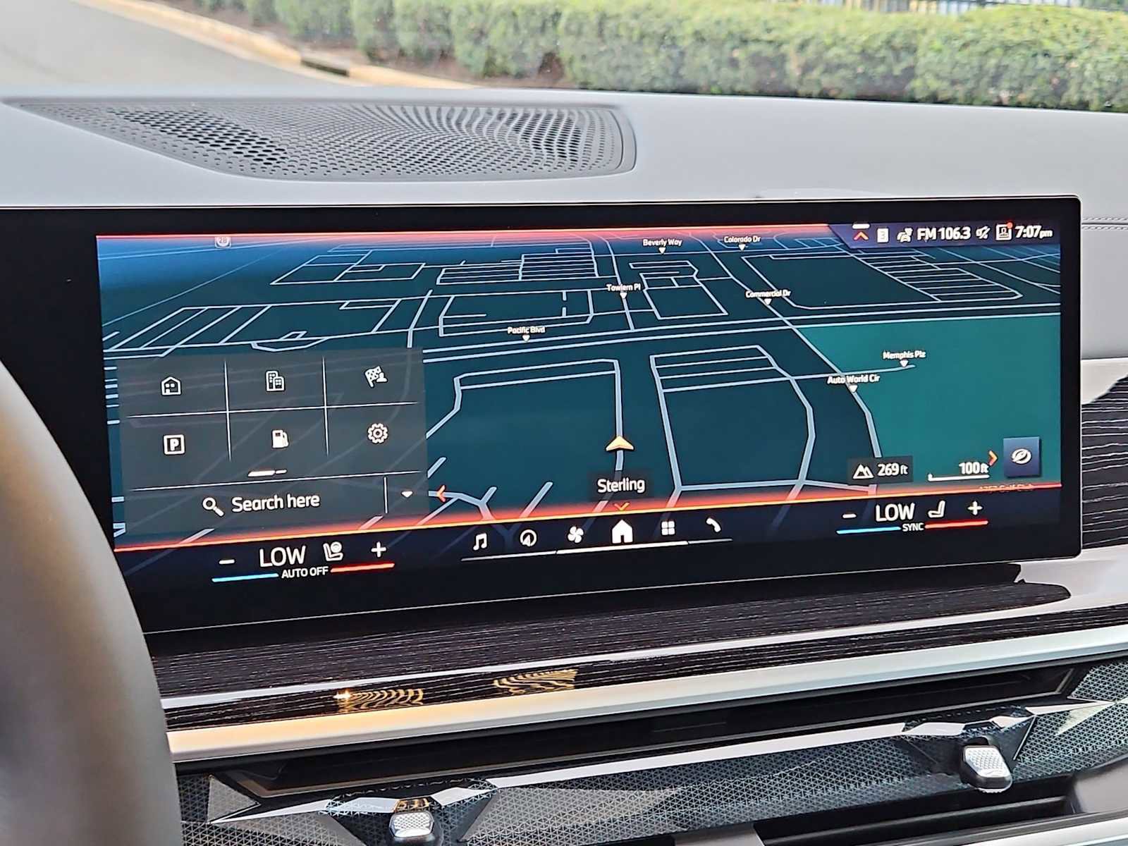 Used 2026 BMW X5 xDrive40i w/ M Sport Package image 31