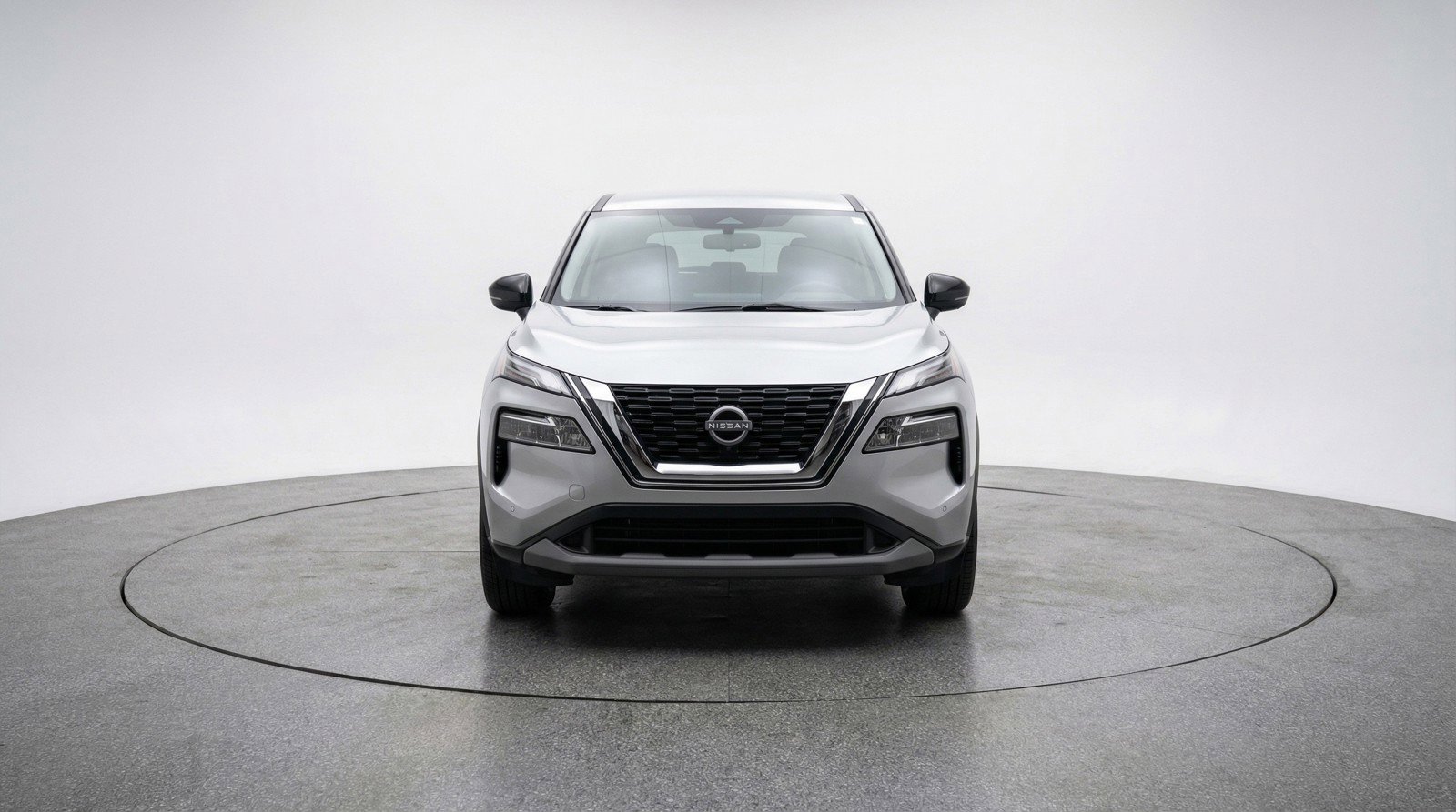 Used 2025 Nissan Rogue SV image 2