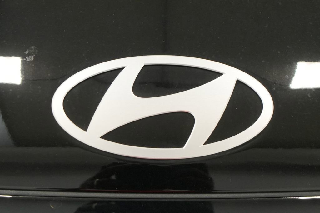 New 2025 Hyundai Kona SEL image 21