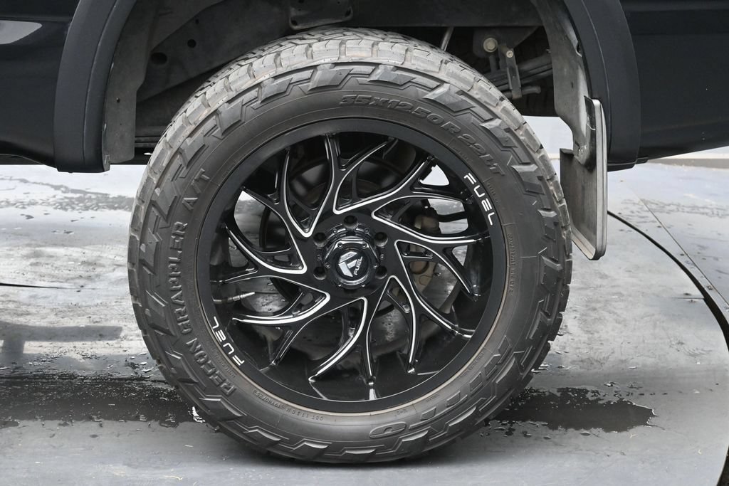 Used 2021 Nissan Titan PRO-4X w/ Pro-4x Convenience Package AWD/4WD image 31
