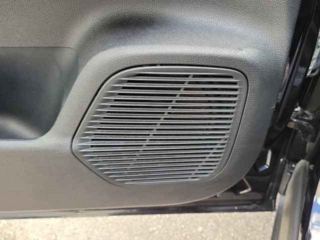 Used 2021 Lincoln Corsair FWD image 17