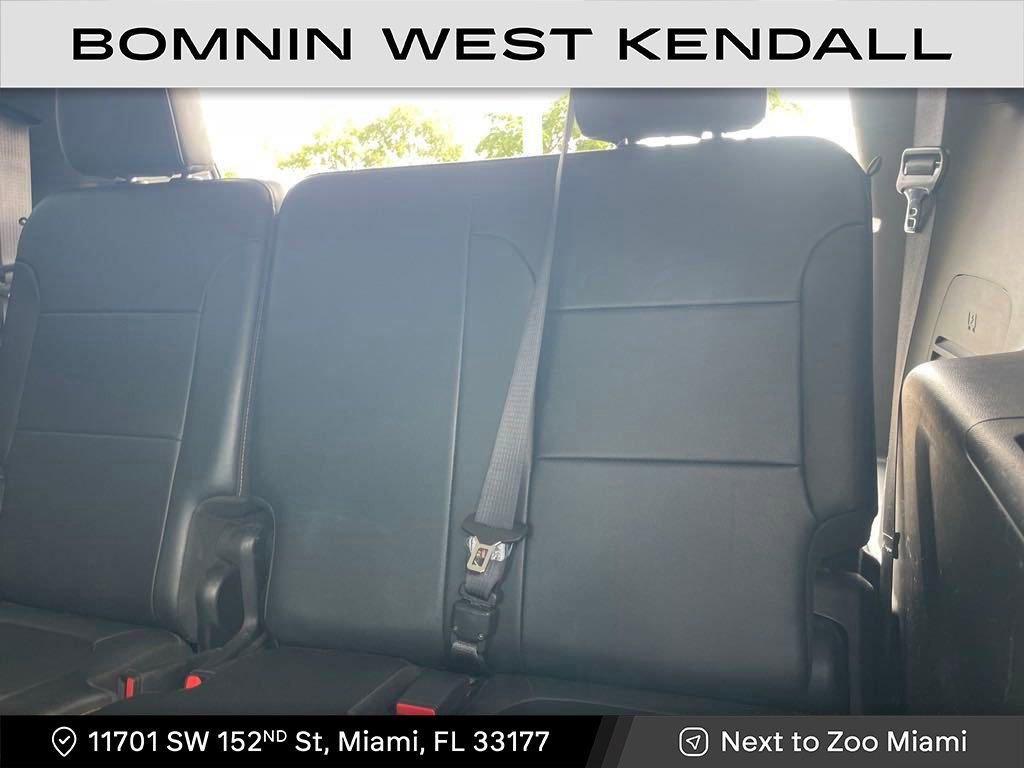 Used 2019 Chevrolet Traverse RS image 9