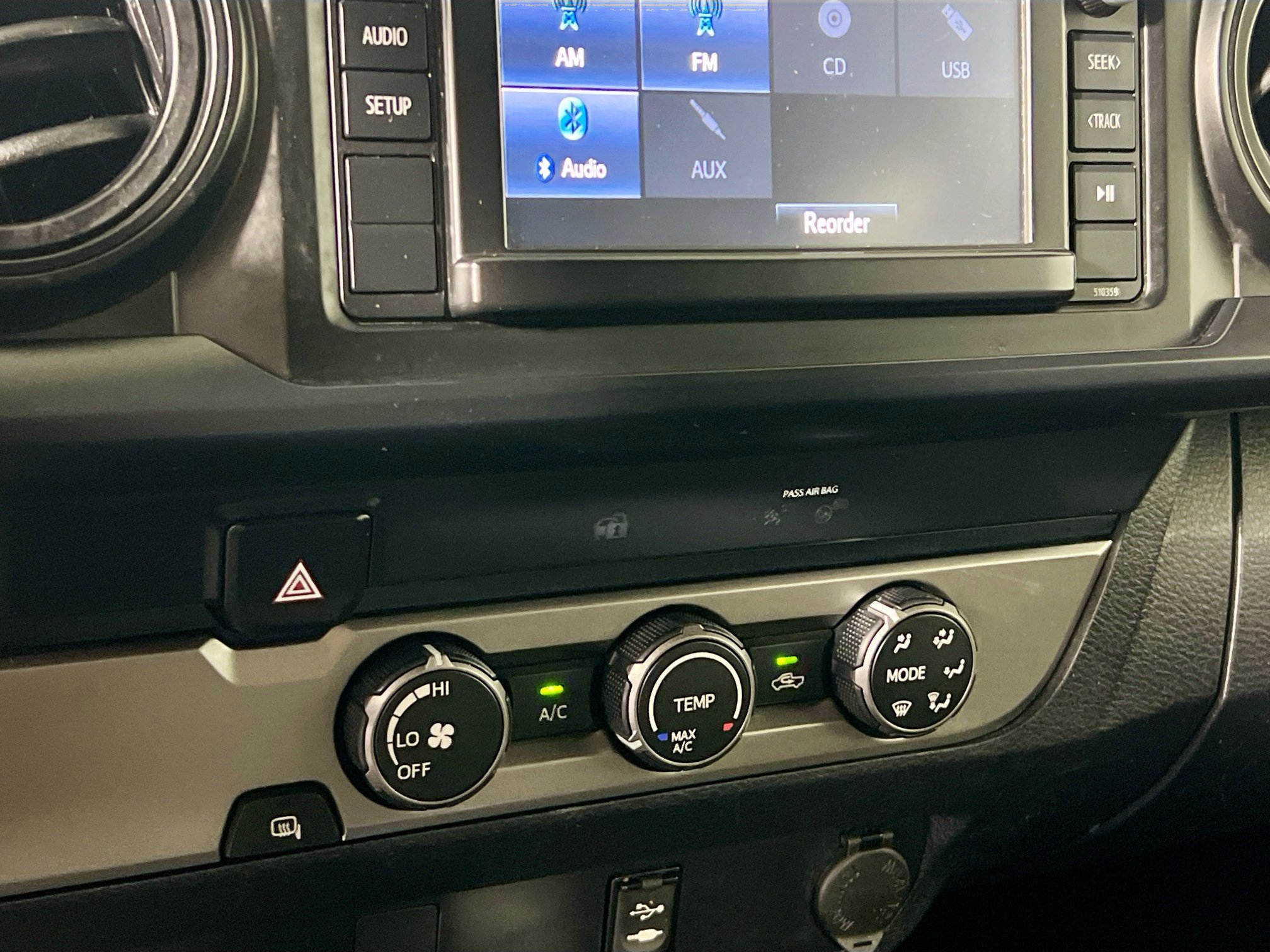 Used 2019 Toyota Tacoma SR w/ SR Convenience Package RWD image 26