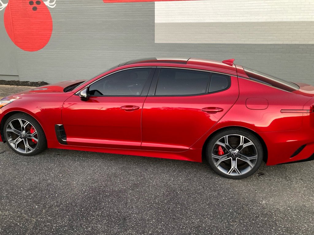 Used 2019 Kia Stinger GT2 image 3