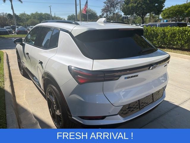 Used 2025 Chevrolet Equinox EV RS image 9