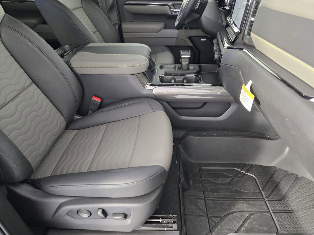 New 2026 Chevrolet Silverado 1500 ZR2 image 17