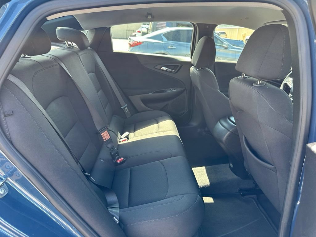 Used 2024 Chevrolet Malibu LS FWD image 17