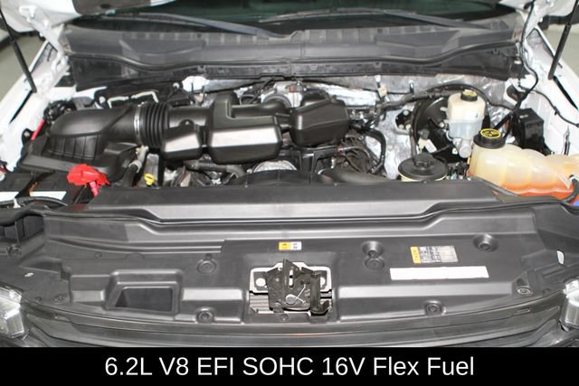 Used 2017 Ford F250 XL w/ Power Equipment Group RWD image 3