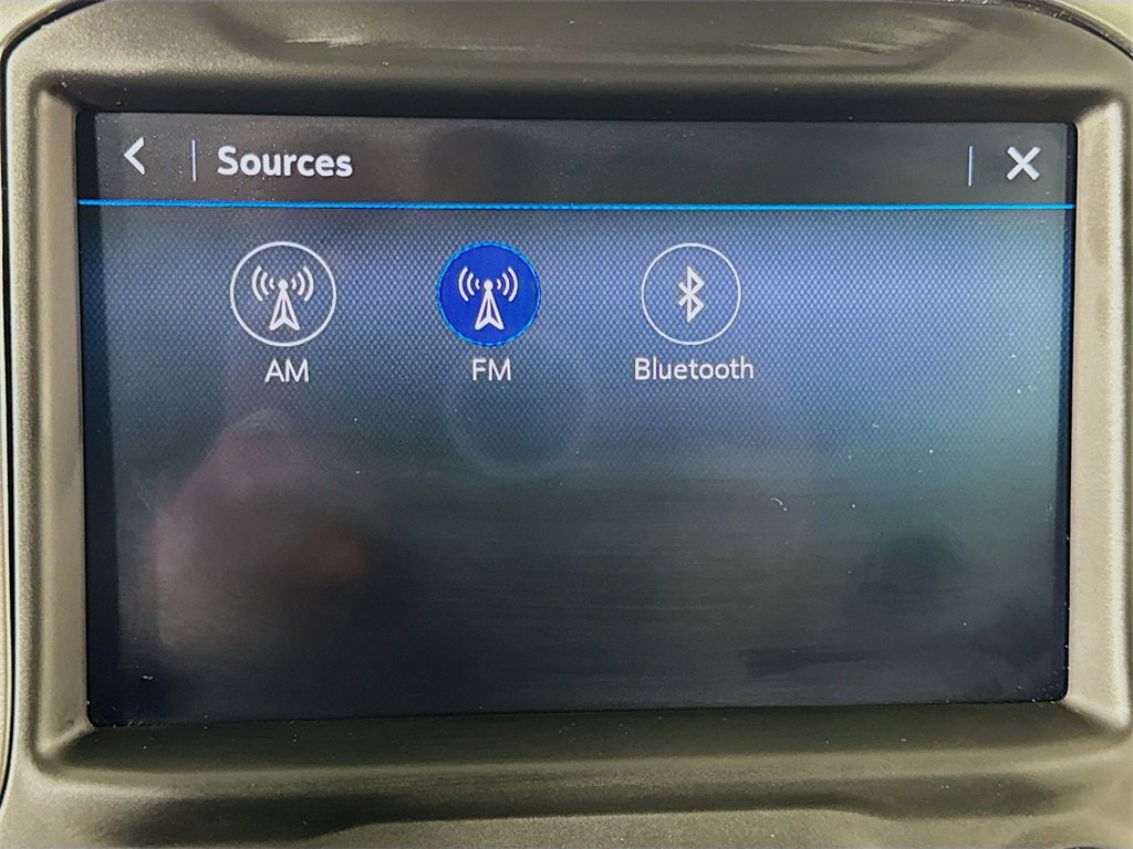 Used 2020 Chevrolet Silverado 1500 LT image 31