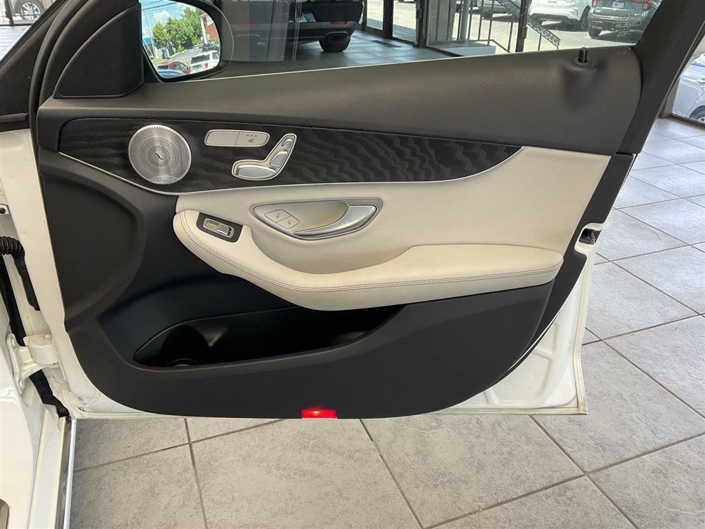 Used 2017 Mercedes-Benz C 300 4MATIC Sedan image 13