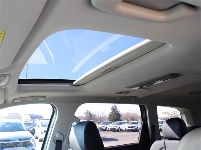 New 2025 Kia Telluride S image 15