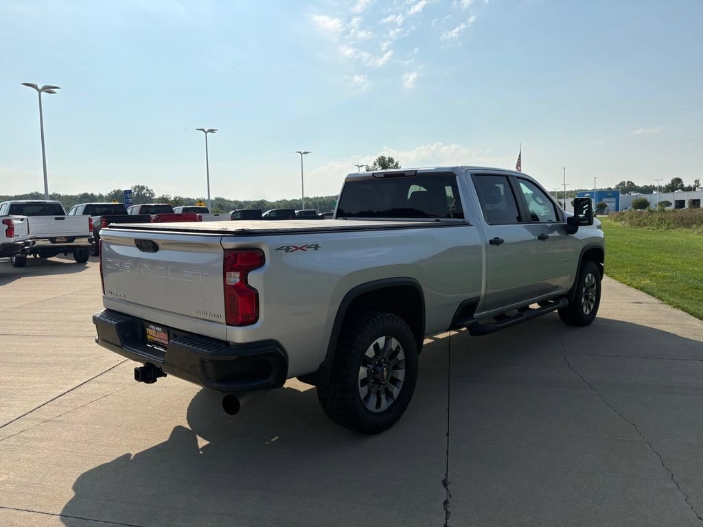Used 2022 Chevrolet Silverado 2500 Custom w/ Custom Convenience Package AWD/4WD image 6
