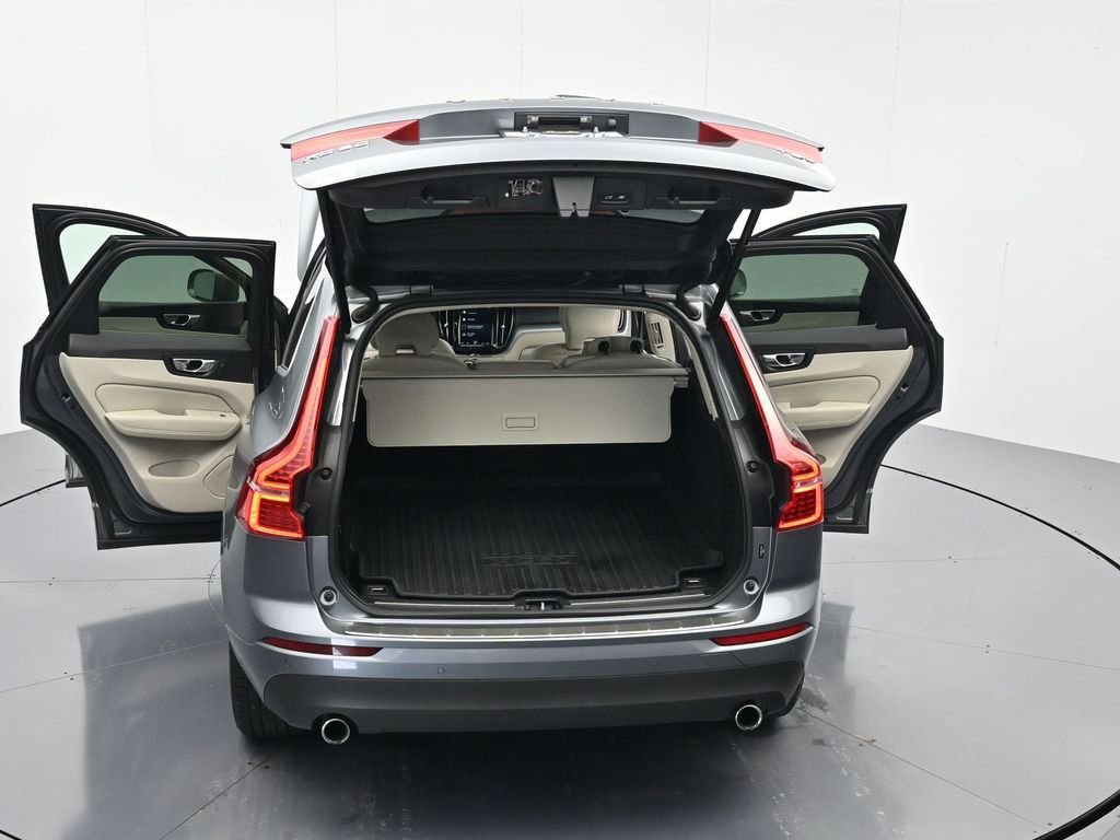 Used 2020 Volvo XC60 T6 Momentum AWD/4WD image 46