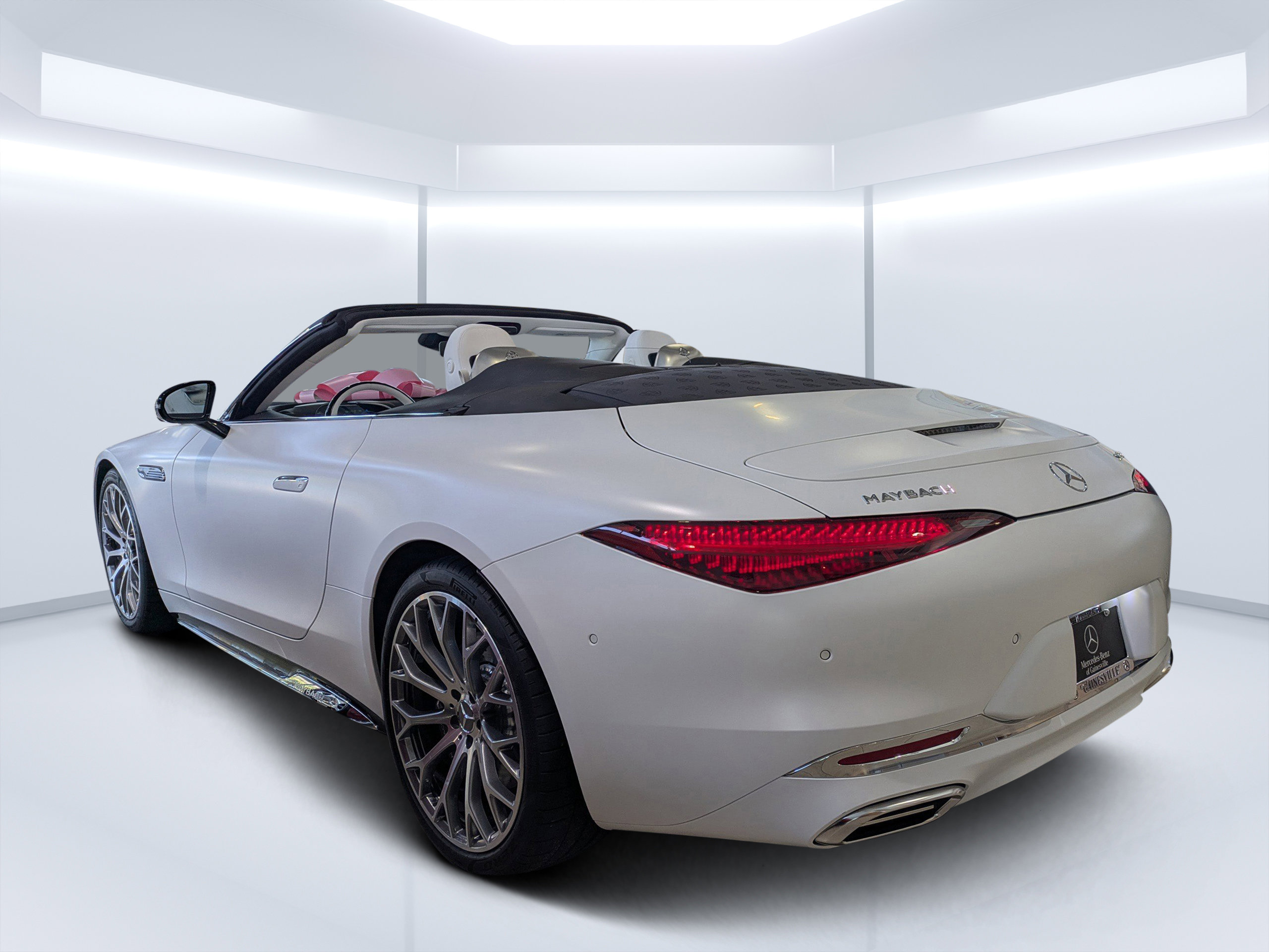 New 2026 Mercedes-Benz Maybach SL 680 image 8