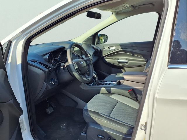 Used 2019 Ford Escape SE FWD image 18