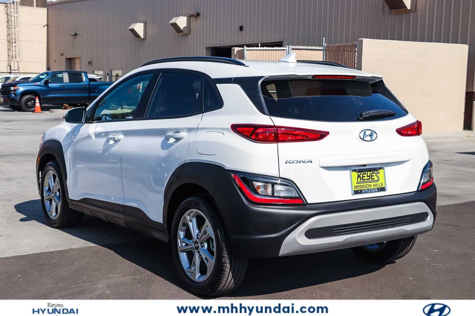 Certified 2023 Hyundai Kona SEL FWD image 2