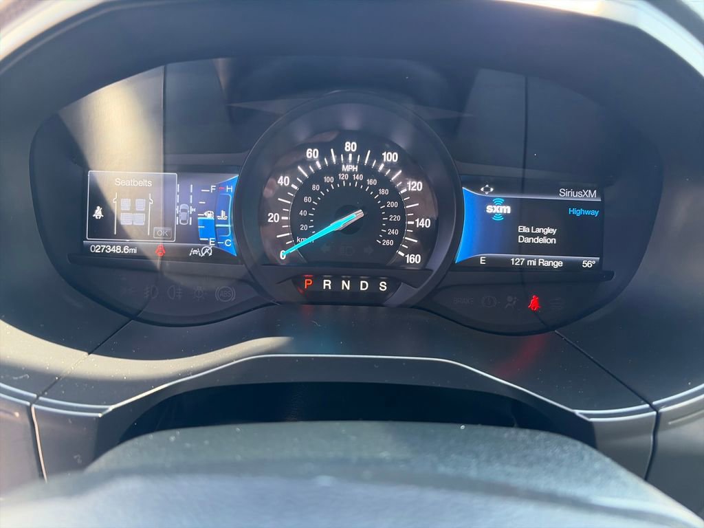 Used 2023 Ford Edge Titanium w/ Class II Trailer Tow Package AWD/4WD image 21