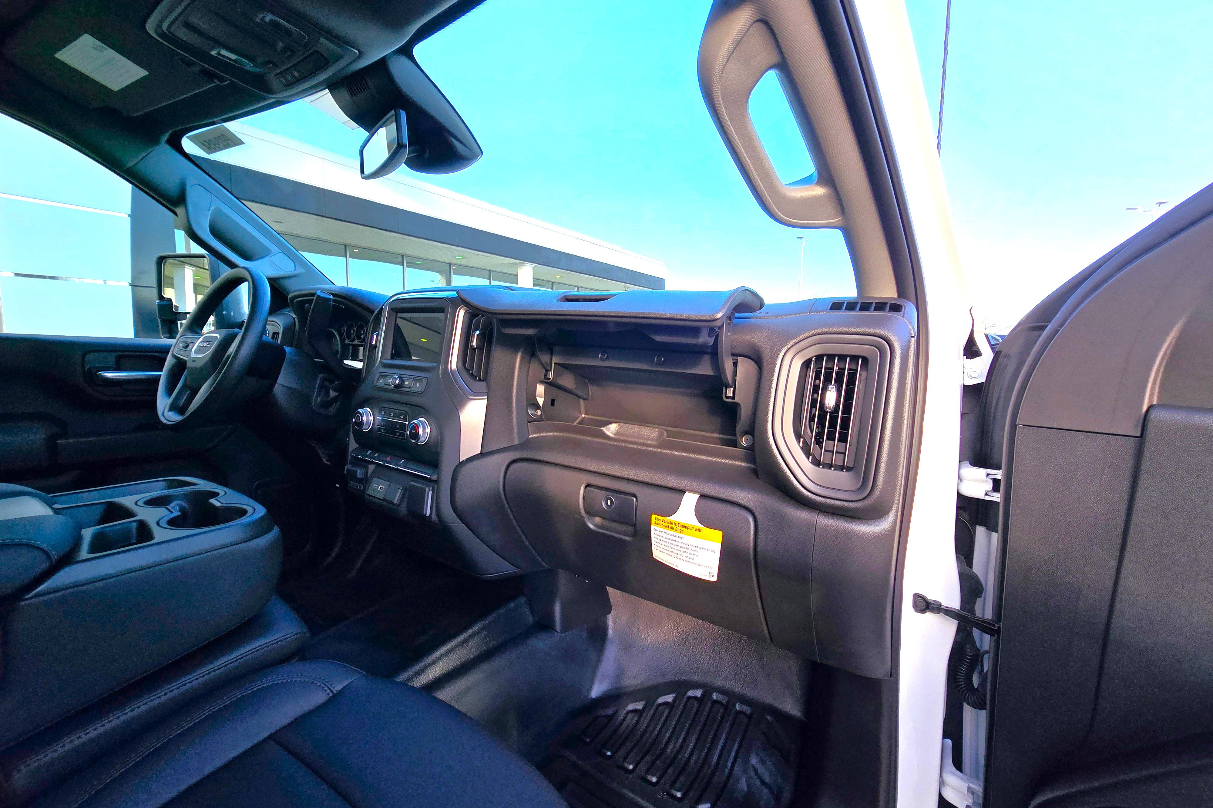 New 2025 GMC Sierra 3500 Pro w/ Convenience Package image 21