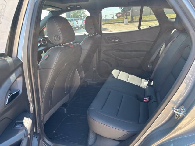 New 2026 Chevrolet Trax RS w/ Sunroof Package FWD image 12