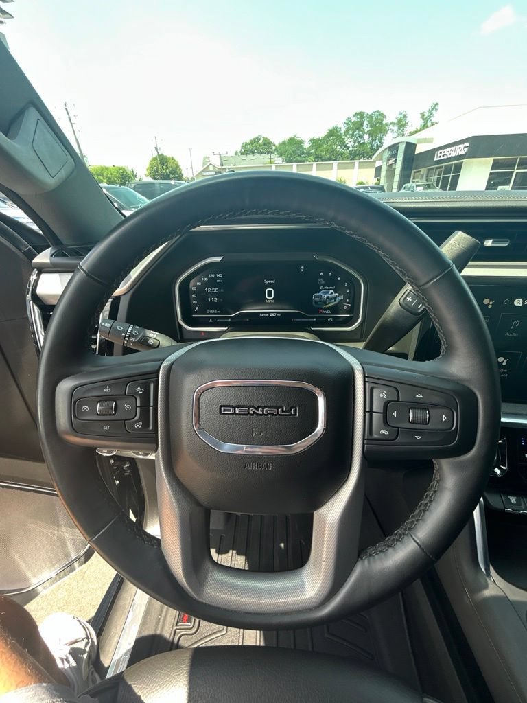 Used 2024 GMC Sierra 2500 Denali w/ Denali Reserve Package AWD/4WD image 25