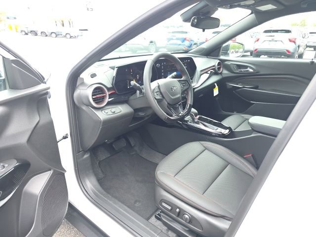 New 2026 Chevrolet Trax RS w/ Driver Confidence Package FWD image 15