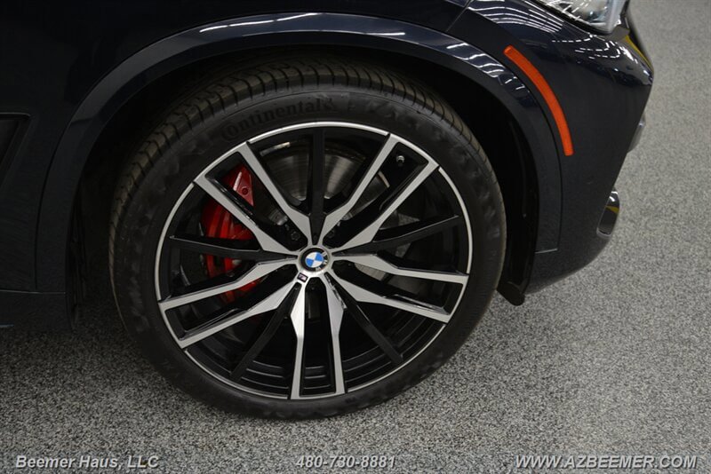 Used 2022 BMW X5 xDrive40i w/ M Sport Package AWD/4WD image 45