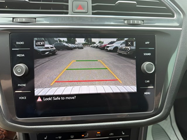 Certified 2023 Volkswagen Tiguan SE AWD/4WD image 20