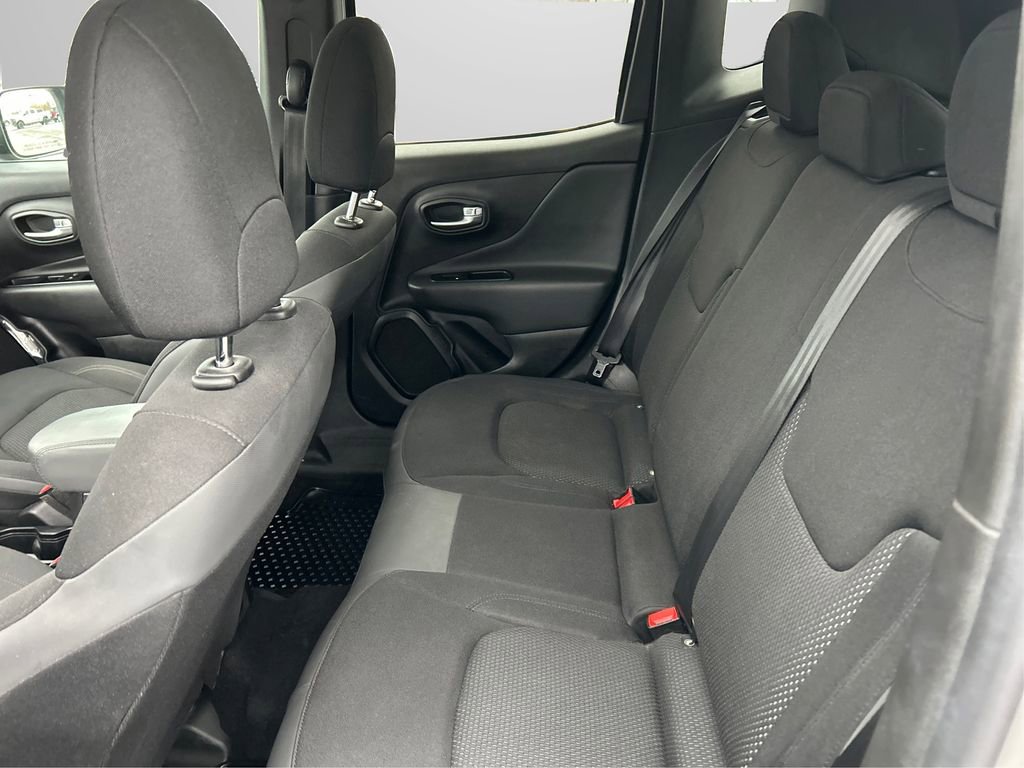 Used 2020 Jeep Renegade Altitude image 10