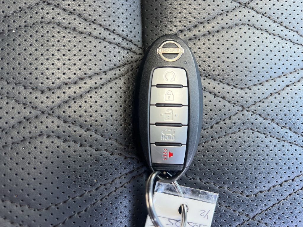 Certified 2023 Nissan Maxima Platinum w/ Sport Mat Group FWD image 25