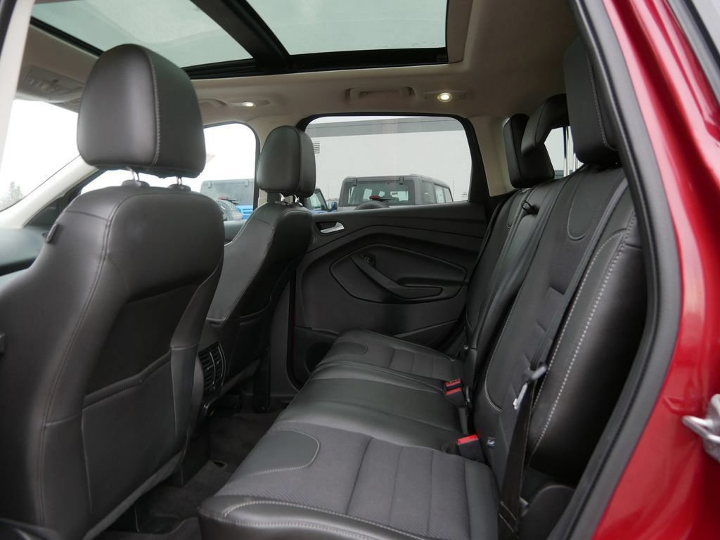 Used 2014 Ford Escape Titanium w/ Equipment Group 401A AWD/4WD image 17