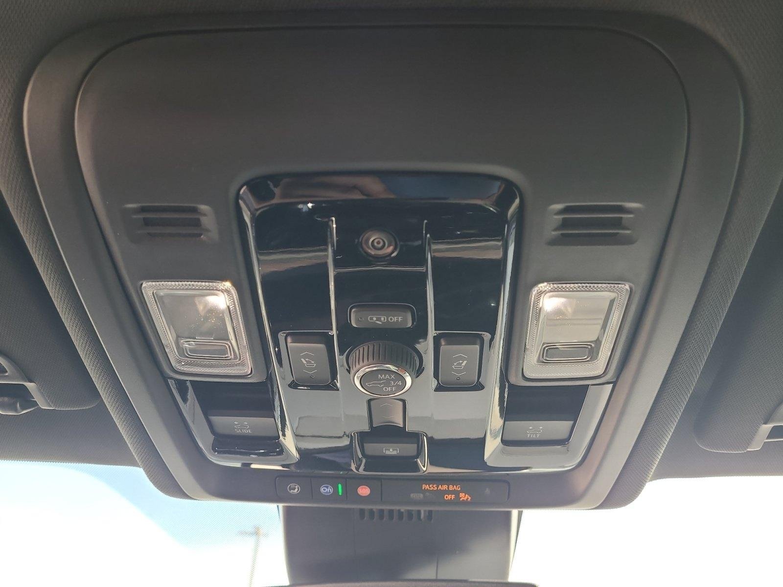 New 2026 Chevrolet Suburban Premier w/ Sun And Tow Package AWD/4WD image 21