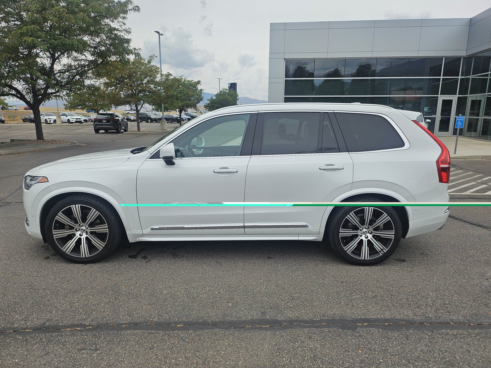 Used 2020 Volvo XC90 T6 Inscription w/ Protection Package AWD/4WD image 9