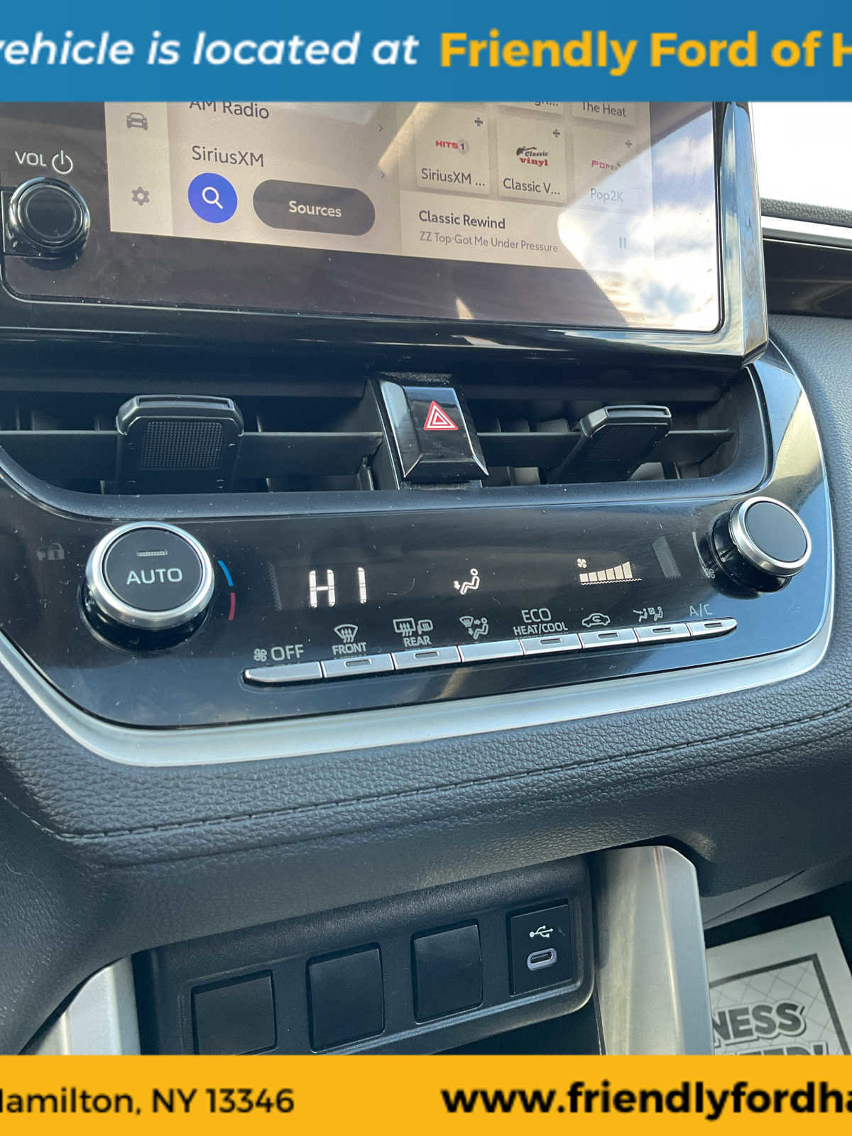 Used 2023 Toyota Corolla Cross LE w/ Moonroof Package image 30