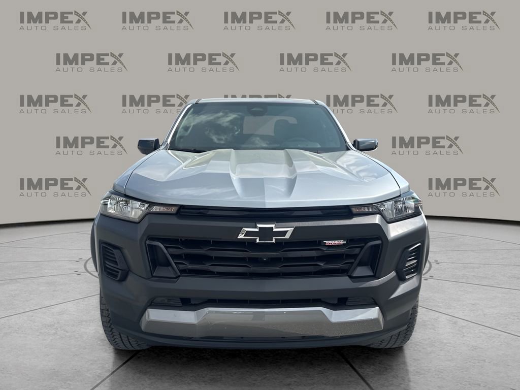 Used 2024 Chevrolet Colorado Trail Boss w/ Technology Package image 8