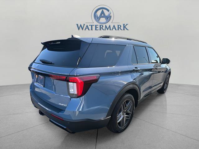 New 2026 Ford Explorer ST-Line w/ ST-Line Street Pack AWD/4WD image 3