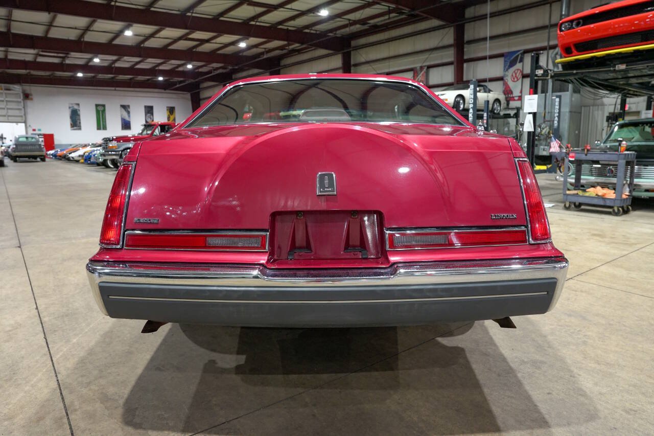 Used 1990 Lincoln Mark VII LSC RWD image 7