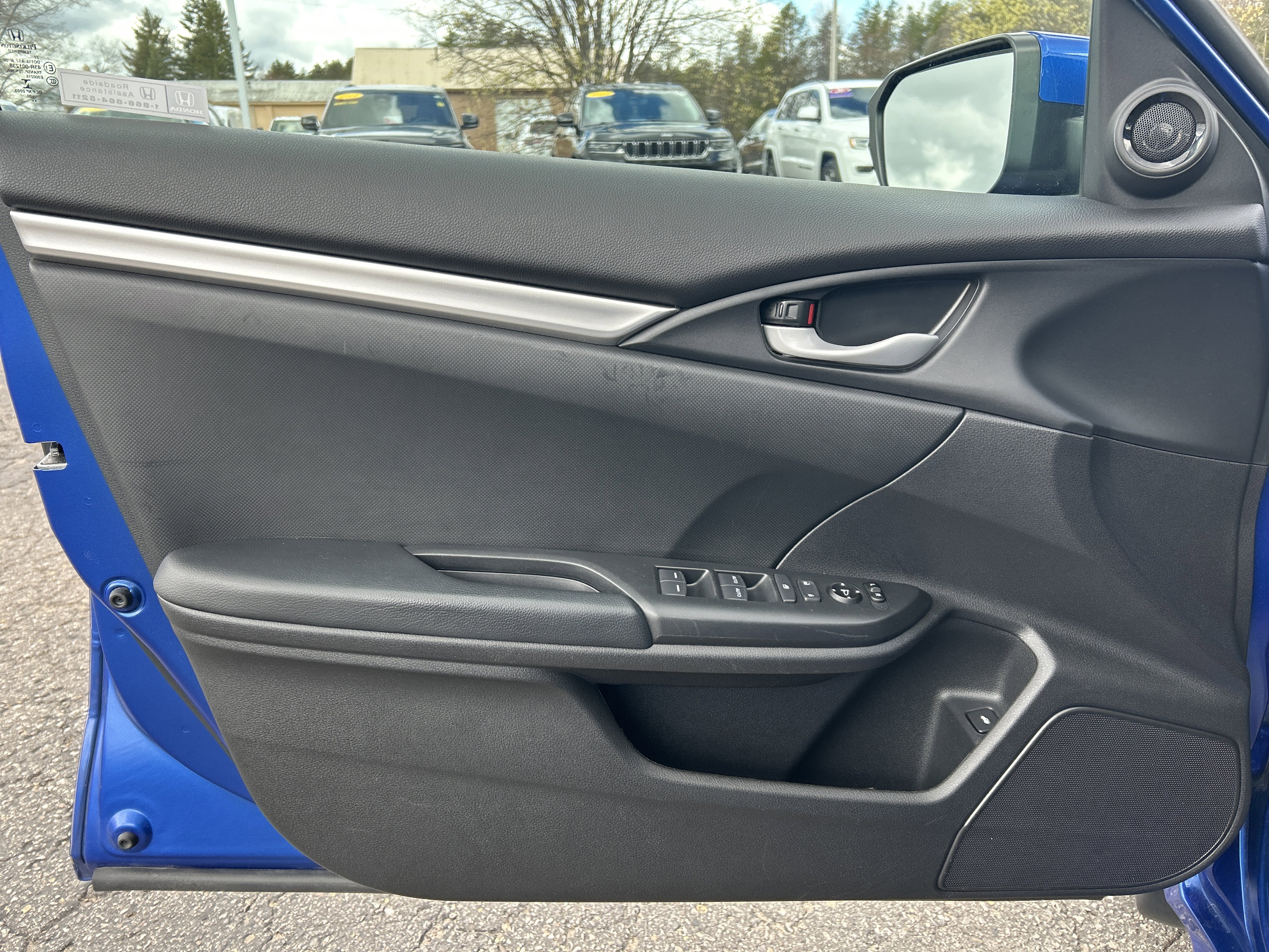 Used 2020 Honda Civic Sport image 12