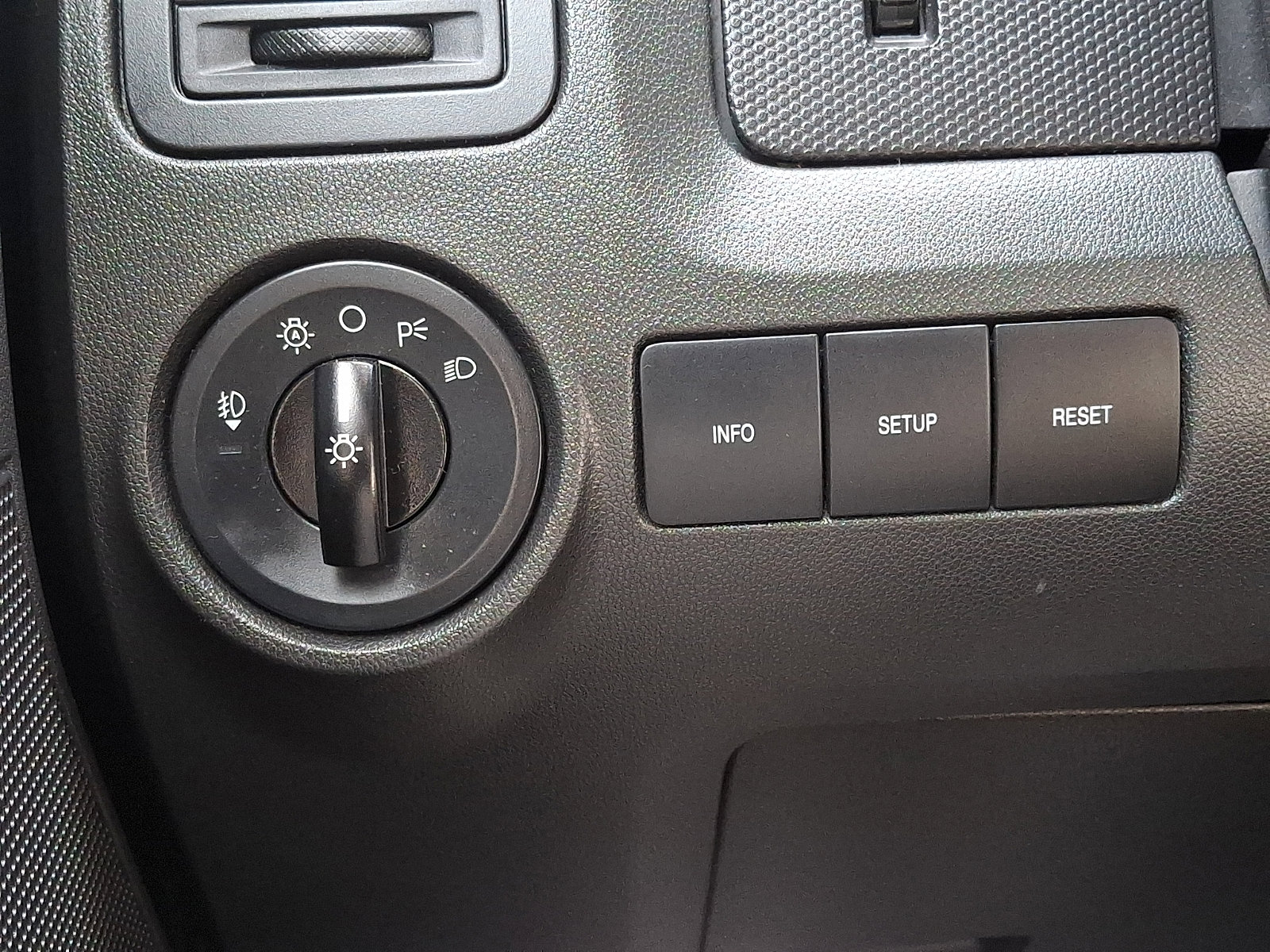 Used 2012 Ford Escape XLT image 22