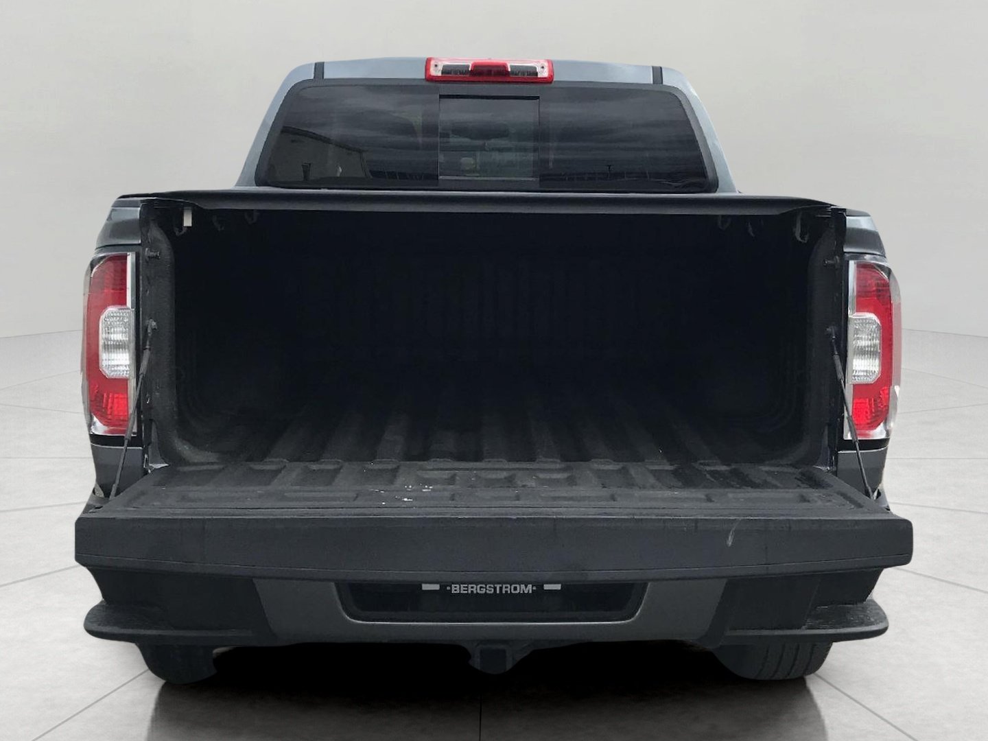 Certified 2022 GMC Canyon Elevation w/ Trailering Package AWD/4WD image 12