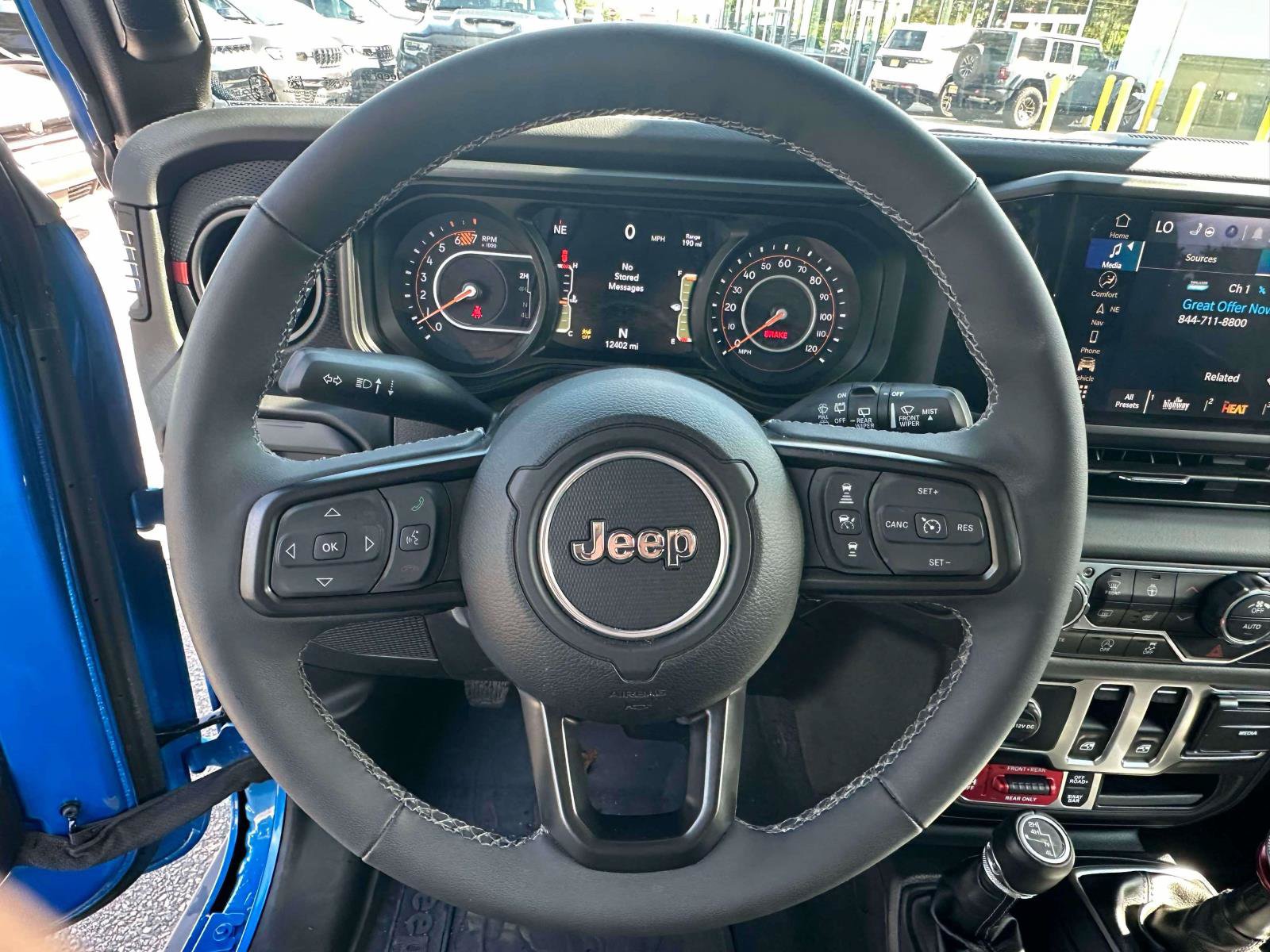 Used 2025 Jeep Wrangler Rubicon AWD/4WD image 28