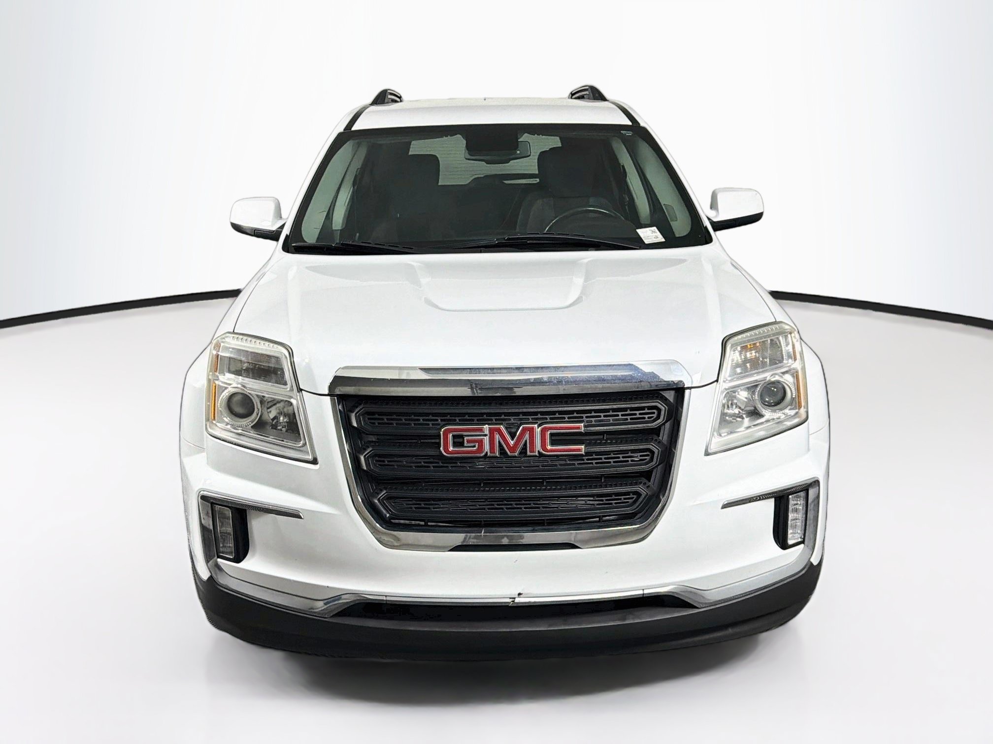 Used 2017 GMC Terrain SLE w/ Convenience Package FWD image 2