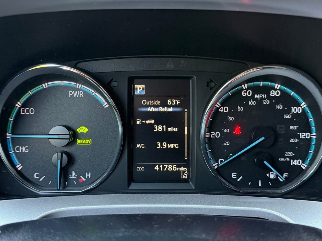 Used 2018 Toyota RAV4 XLE AWD/4WD image 10