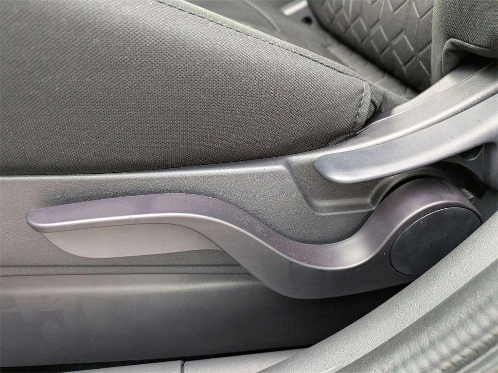 New 2025 Mitsubishi Outlander Sport ES image 13