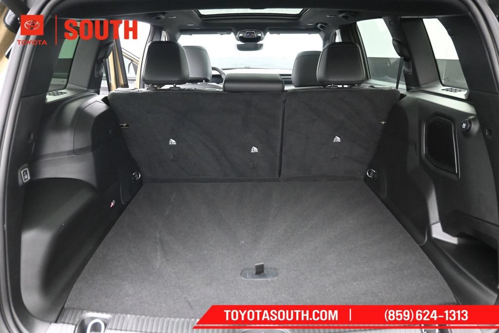 Used 2026 Jeep Cherokee Overland AWD/4WD image 34