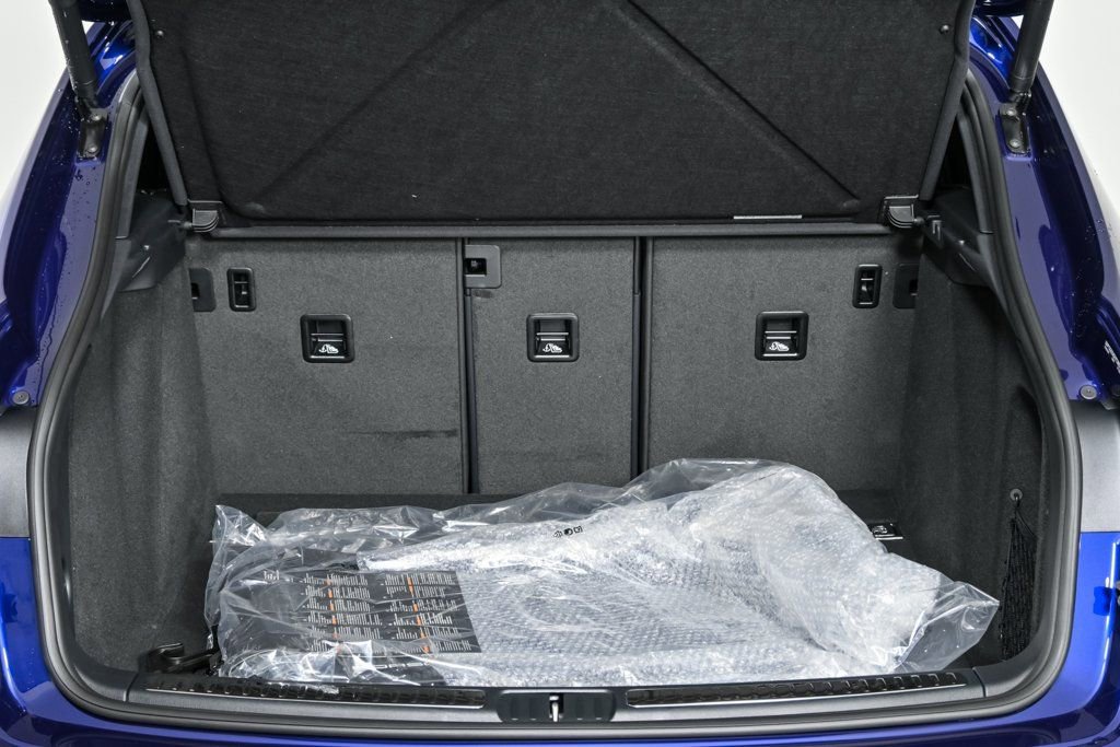 New 2026 Porsche Macan image 31