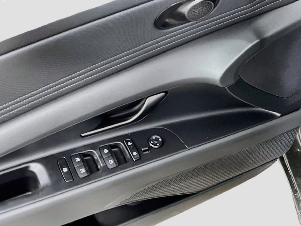 New 2026 Hyundai Elantra SEL Sport FWD image 15