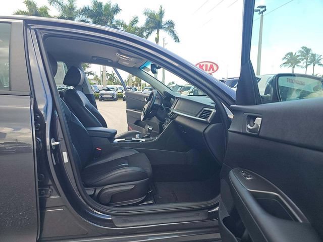 Used 2019 Kia Optima S FWD image 7