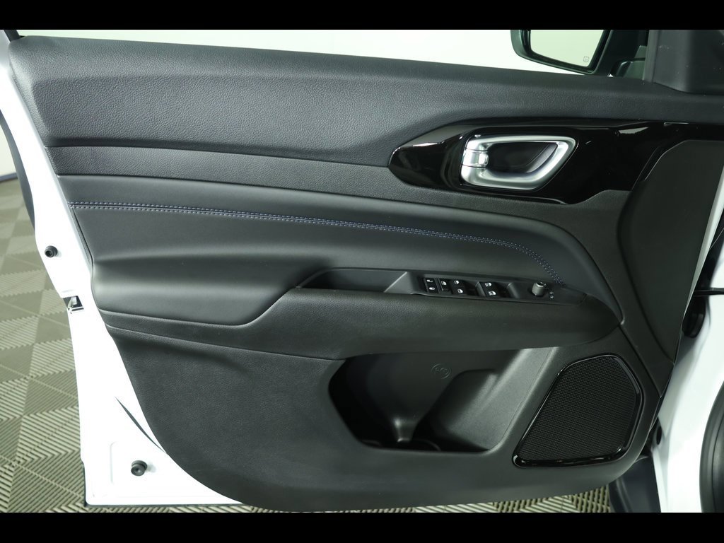 New 2026 Jeep Compass Limited image 19