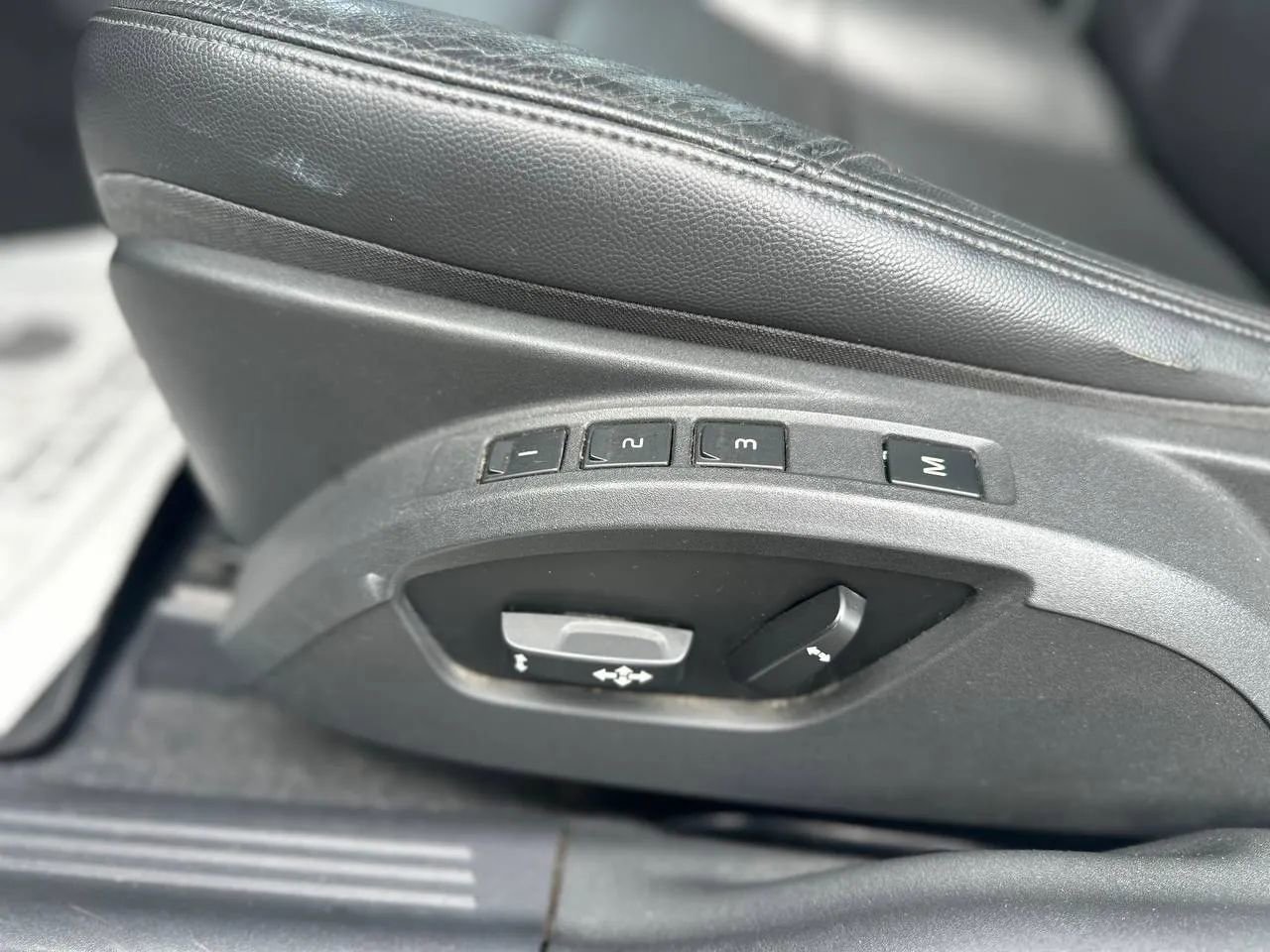 Used 2012 Volvo C30 T5 image 39