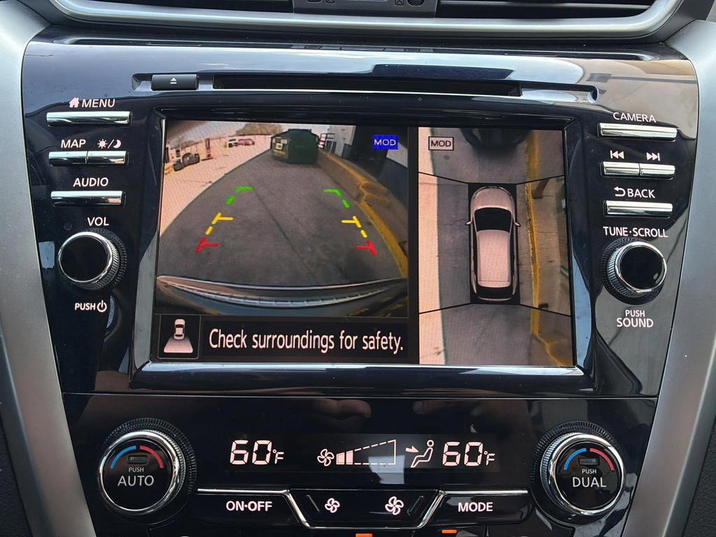 Used 2024 Nissan Murano SL FWD image 16